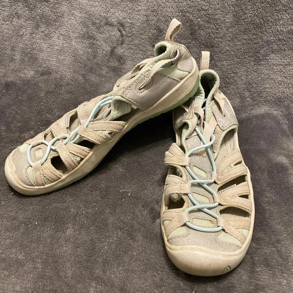 KEEN Newport Sandals Youth Girl Sz 1 Water Shoes Hiking Outdoor Camp Gray Blue